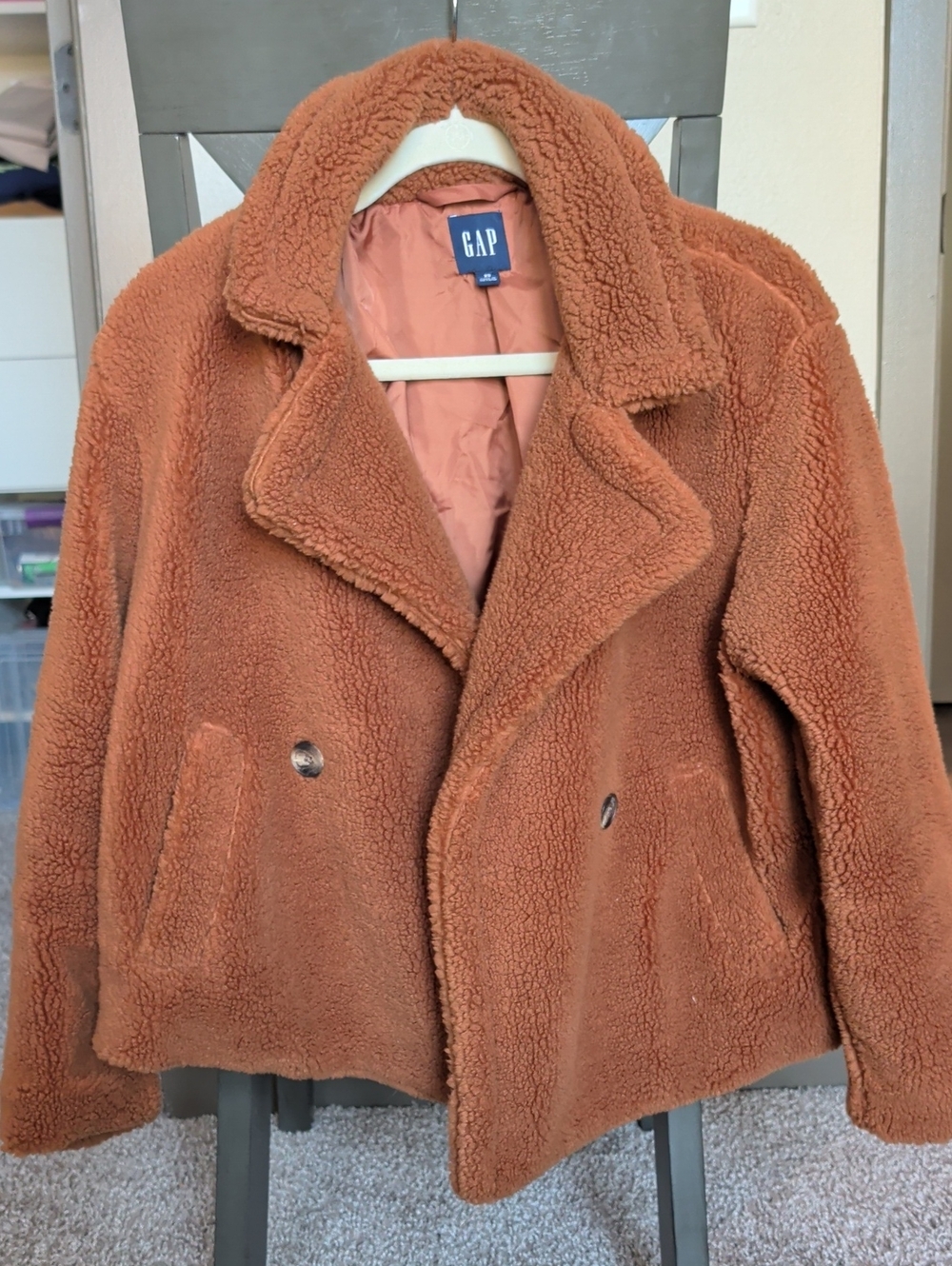 GAP Women's Teddy Jacket in Rust Brown